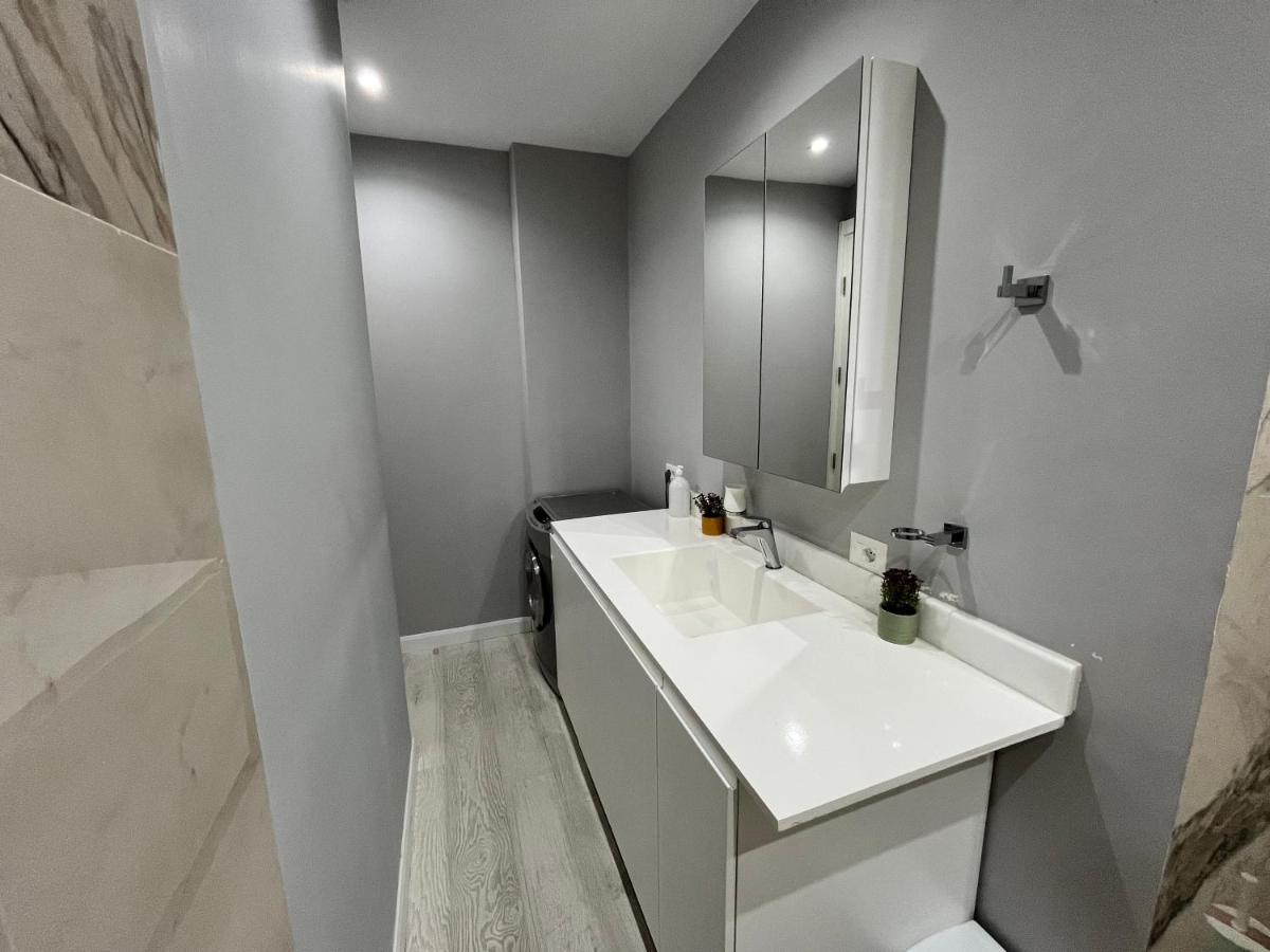 Flat 86 - Explore The Heart Of Tirana Exterior foto